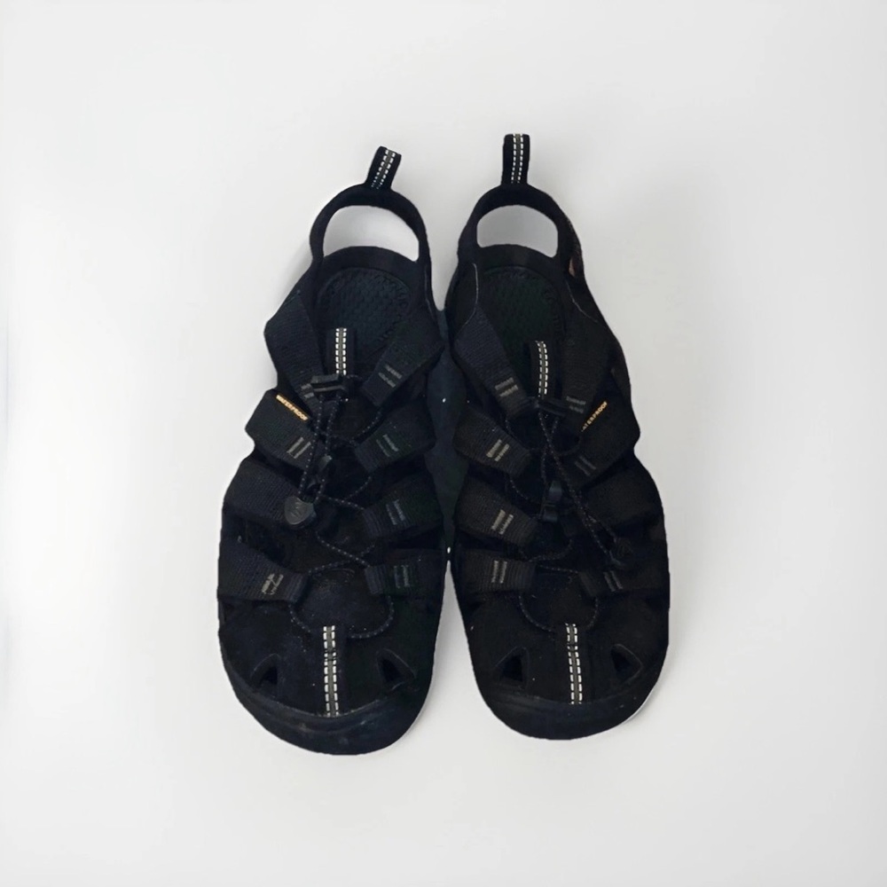 Keen Black Outdoor Athletic Shoe. Clearwater CNX waterproof sandal Size 8.5